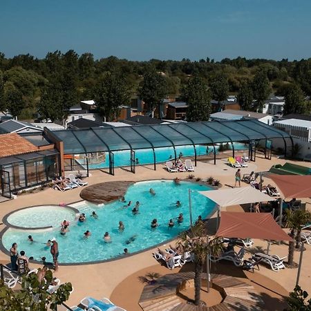 Hotel Camping Les Alizés Saint-Hilaire-de-Riez Exterior foto