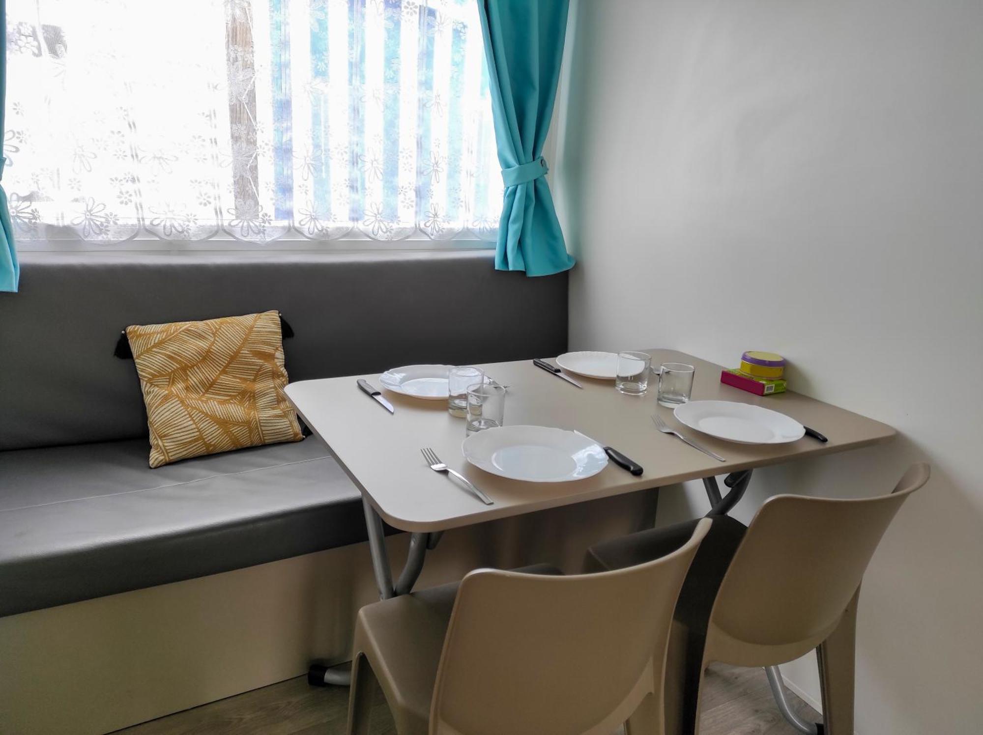 Hotel Camping Les Alizés Saint-Hilaire-de-Riez Habitación foto